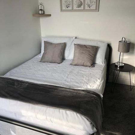 First Floor Apartment With Mountain Views Tywyn Esterno foto