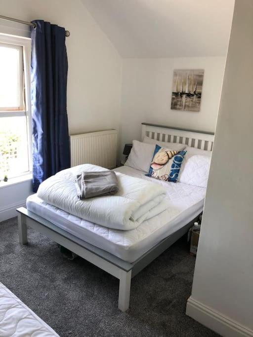 First Floor Apartment With Mountain Views Tywyn Esterno foto